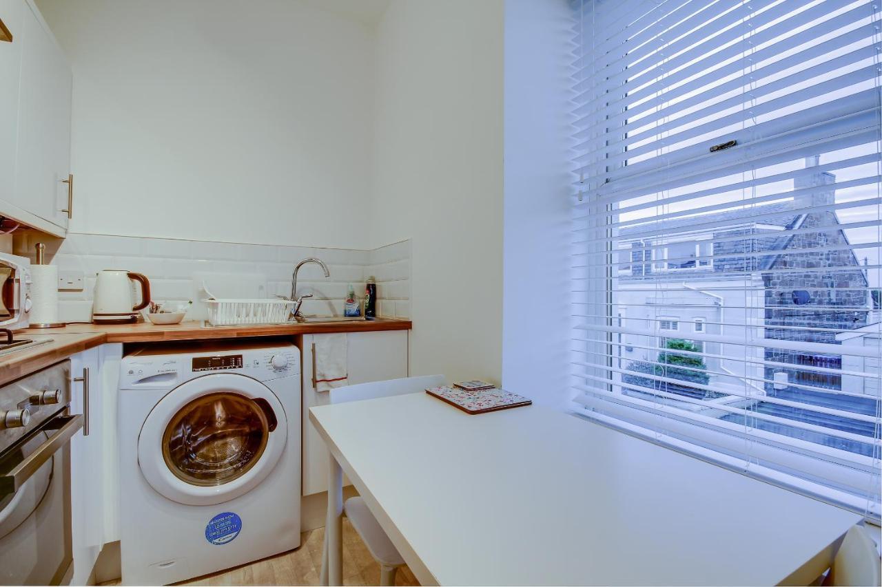 פרסטוויק Garden Gate Upper Apartment מראה חיצוני תמונה