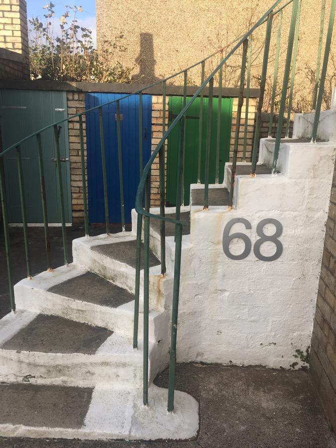 פרסטוויק Garden Gate Upper Apartment מראה חיצוני תמונה