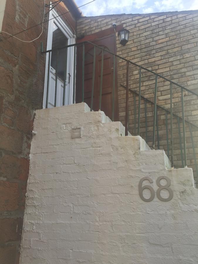 פרסטוויק Garden Gate Upper Apartment מראה חיצוני תמונה
